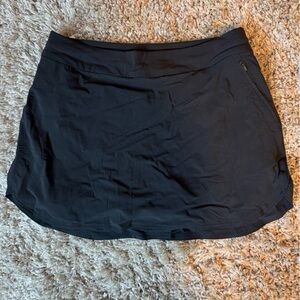 NWT Outdoor Voices The Exercise Skort 3”, black, size S